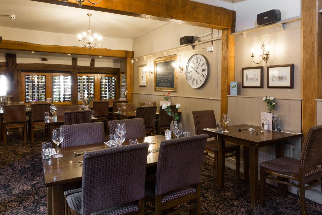 The Dog & Bear Hotel Ленхем Экстерьер фото